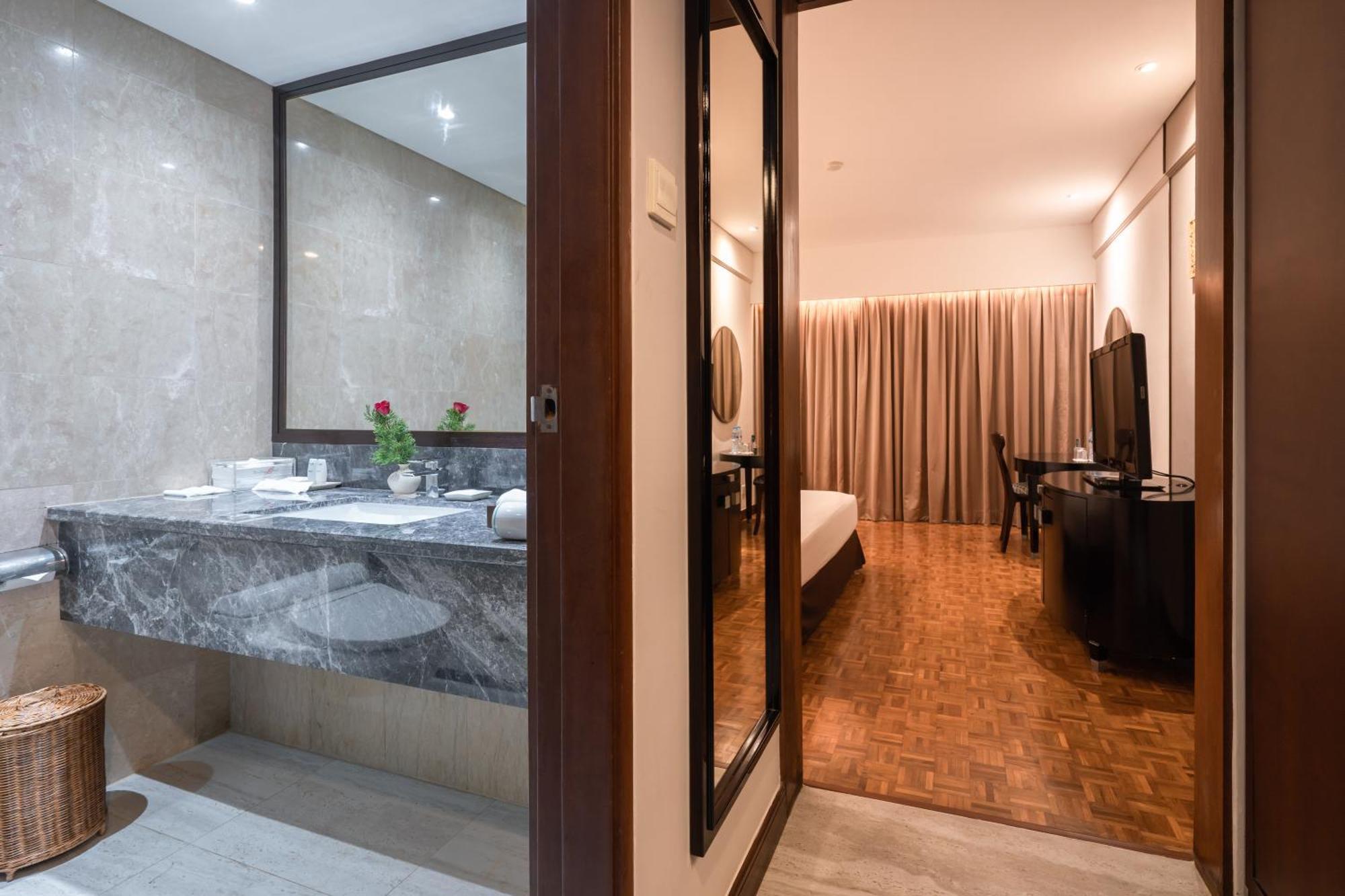 Deluxe Room Benefit