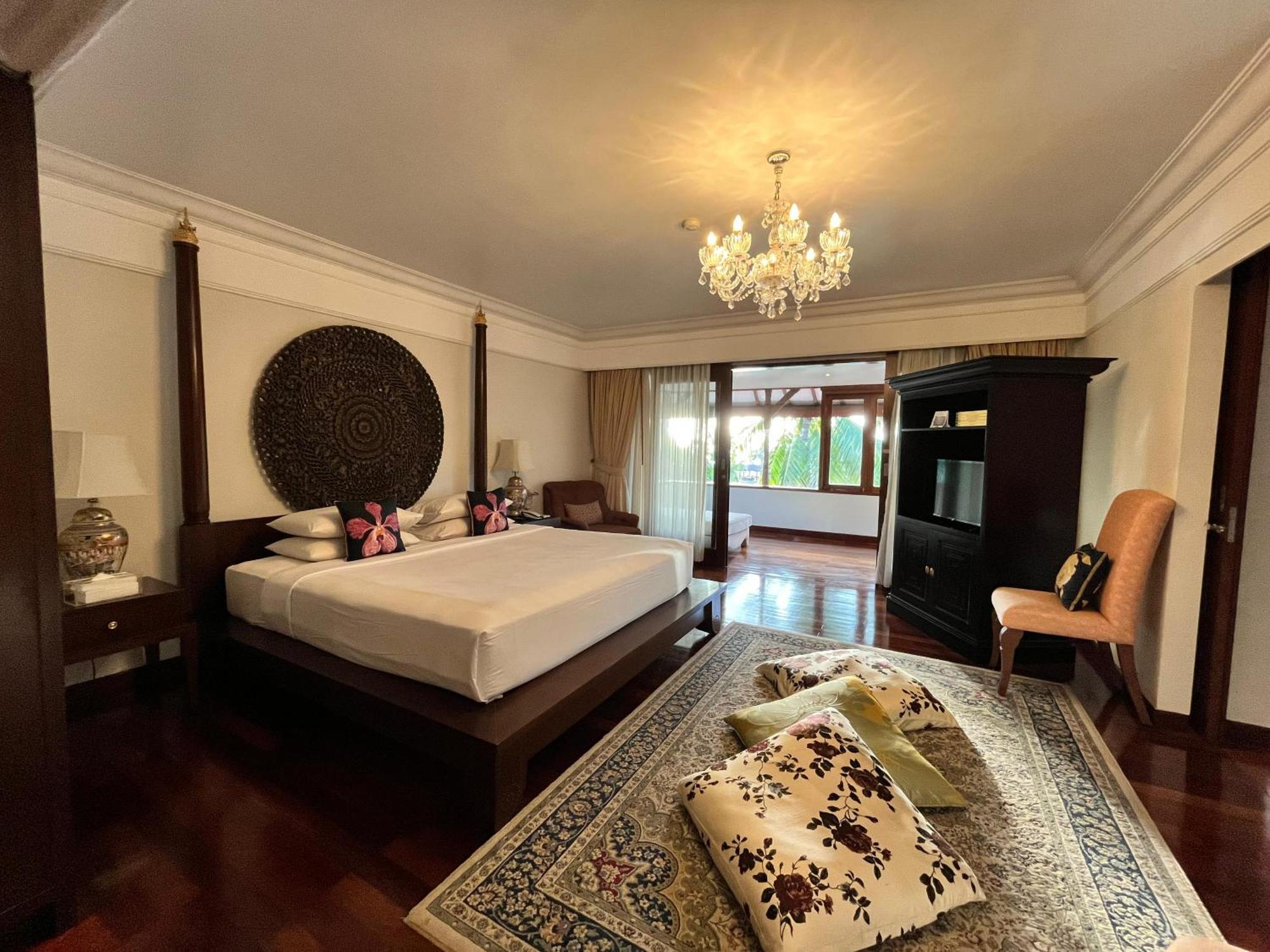 Luxury Two Bedroom Residence Pool View & Return Airport Transfers One-Time Afternoon Tea