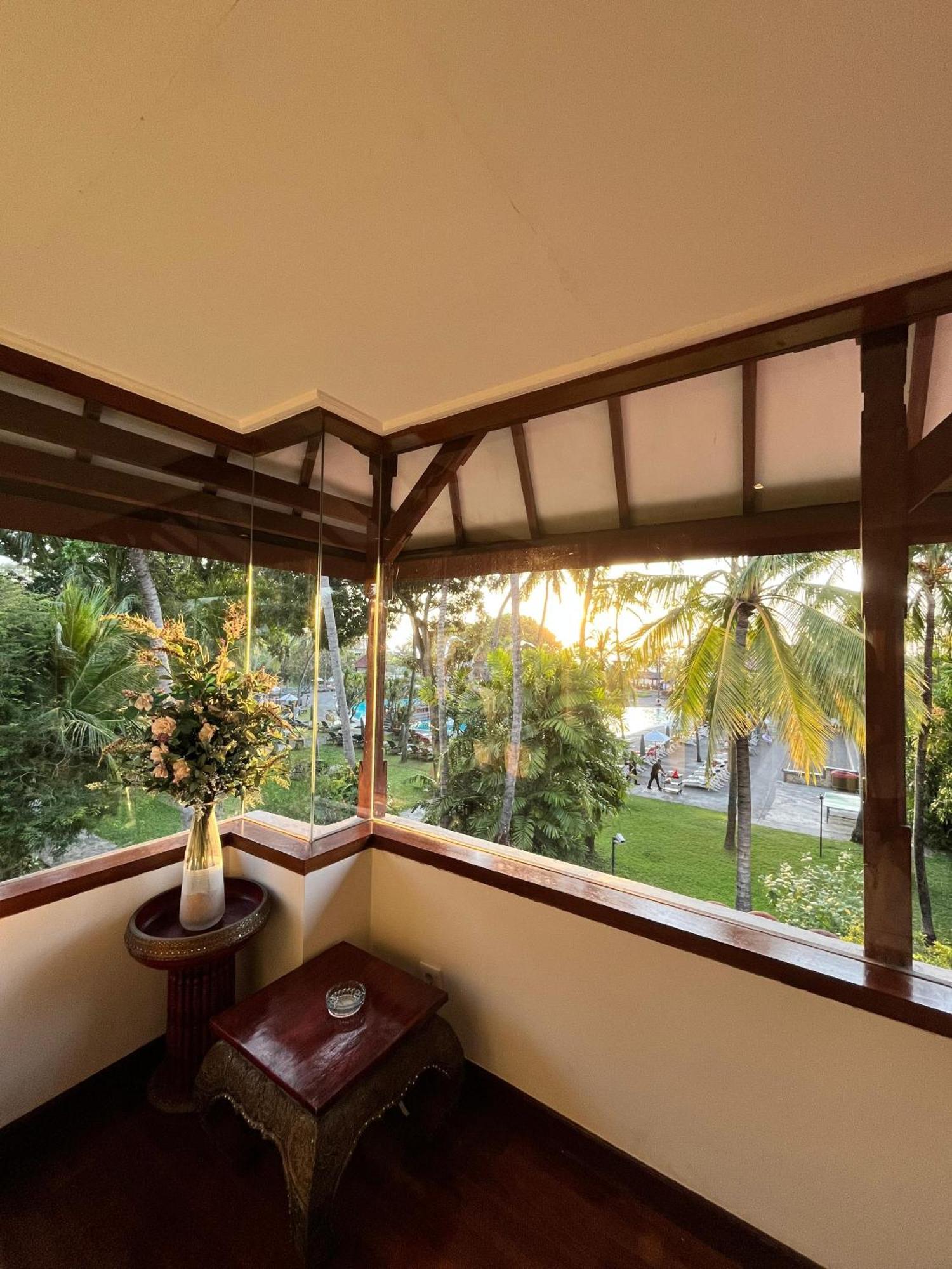 Luxury Two Bedroom Residence Pool View & Return Airport Transfers One-Time Afternoon Tea