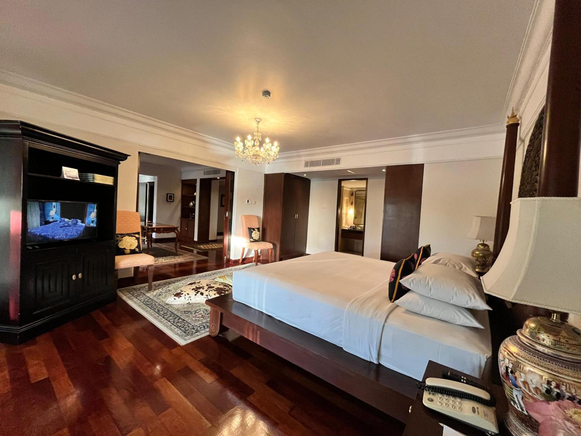 Luxury Two Bedroom Residence Pool View & Return Airport Transfers One-Time Afternoon Tea