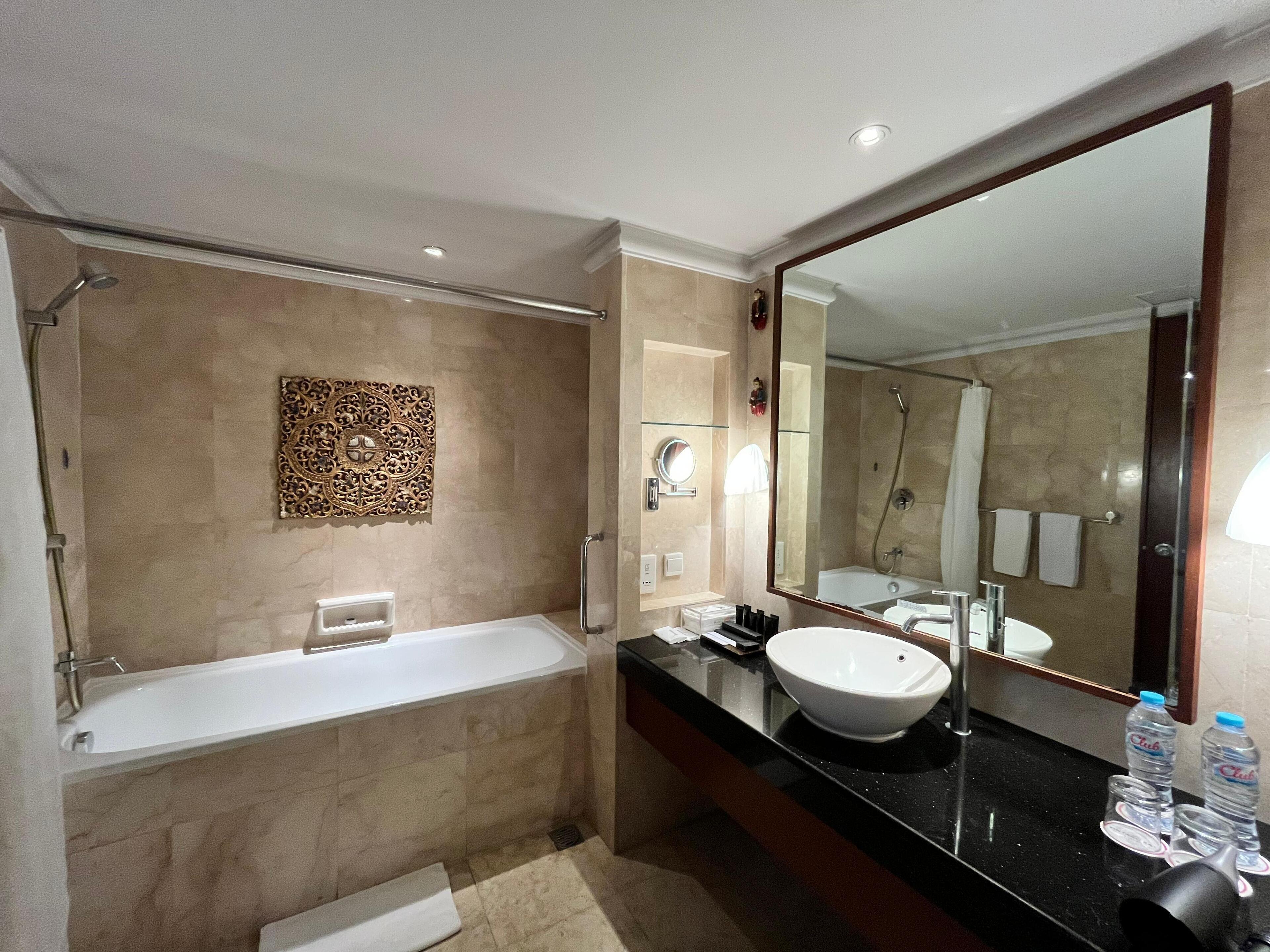 Luxury Two Bedroom Residence Pool View & Return Airport Transfers One-Time Afternoon Tea